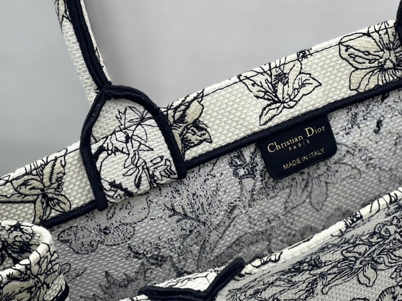 Christian Dior Shopping Bags